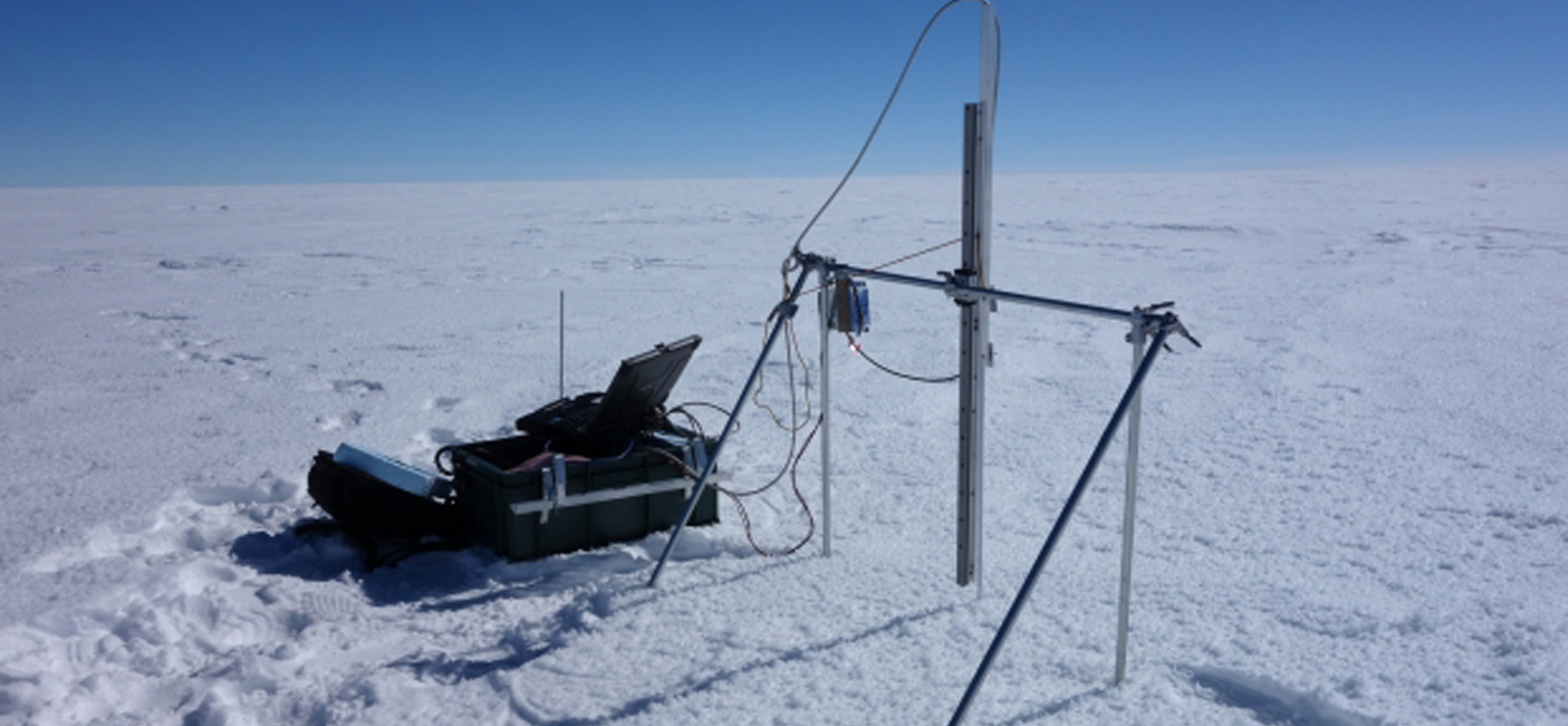 SOLEXS, l'instrument développé au LGGE pour mesurer la décroissance de l'intensité lumineuse dans la neige © Quentin Libois / LGGE