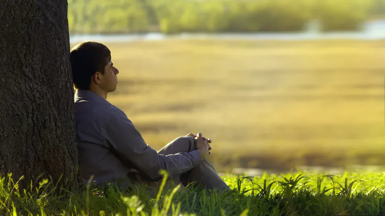 Si l’on se réfère à Spinoza, l’essentiel est de vivre, et d’aller de l’avant, avec le souci de se perfectionner.. Shutterstock Si l’on se réfère à Spinoza, l’essentiel est de vivre, et d’aller de l’avant, avec le souci de se perfectionner.. Shutterstock